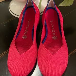 ROTHYS * BRAND NEW * A DELICIOUS, VIBRANT PINK * SIZE 7.5 *